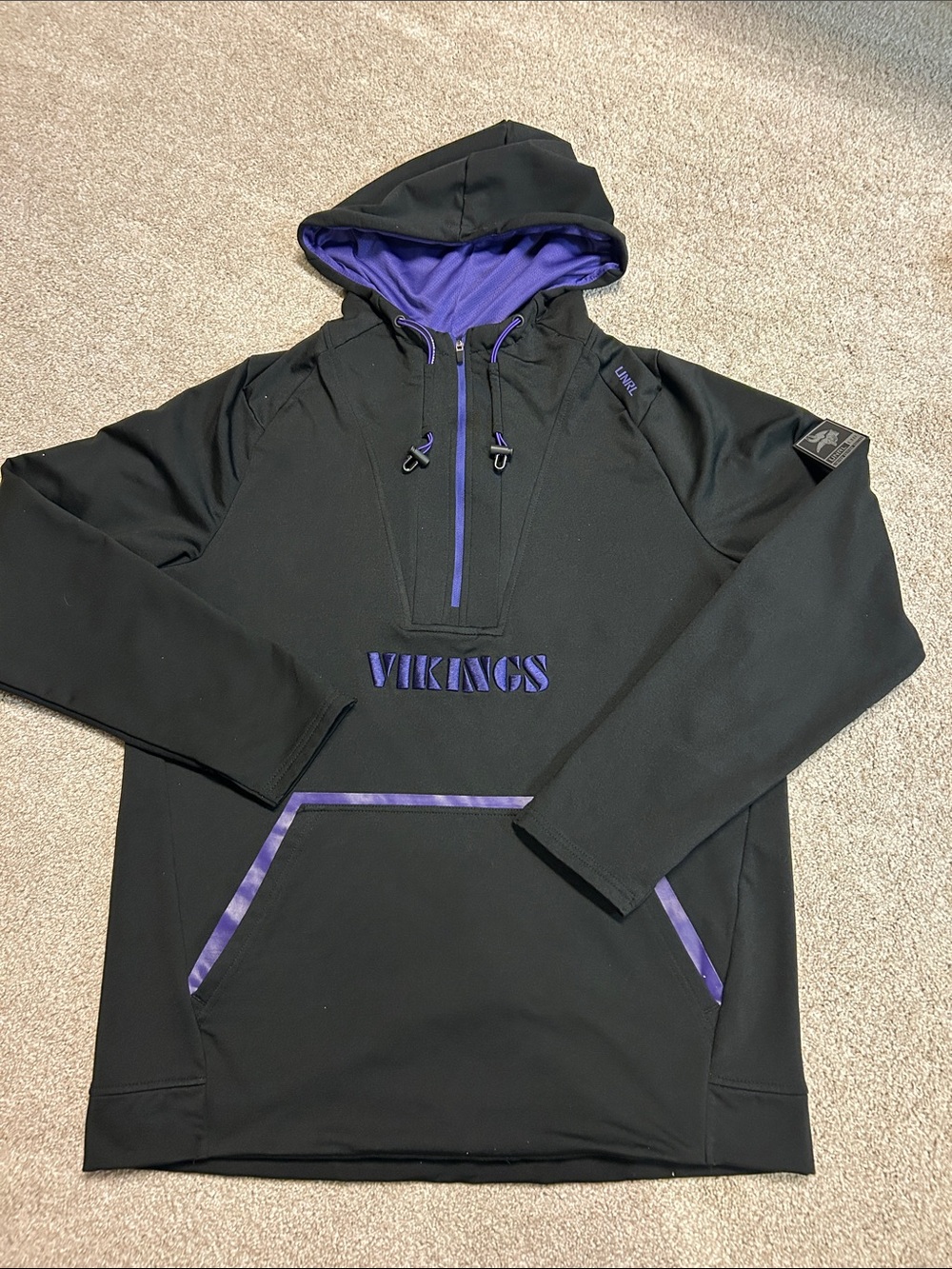 UNRL X VIKINGS CROSSOVER HALF-ZIP HOODIE, Unisex Medium, Limited Edition